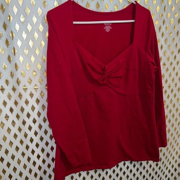 Torrid Foxy Sweetheart Twist Top red long sleeve blouse size 1 XL - Picture 3 of 5